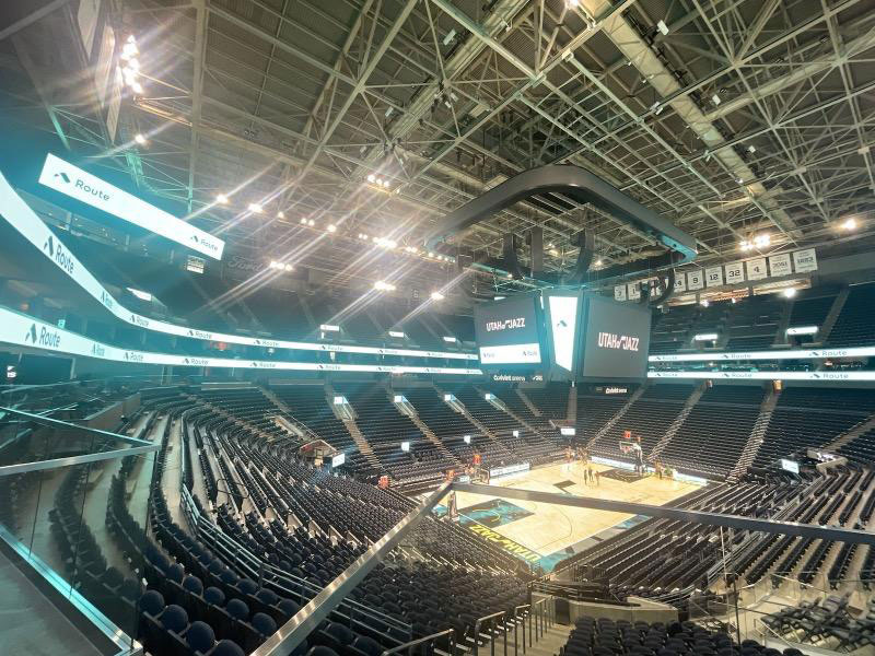 猶他爵士隊主場館計分屏、看臺屏、圍欄屏全景圖2
